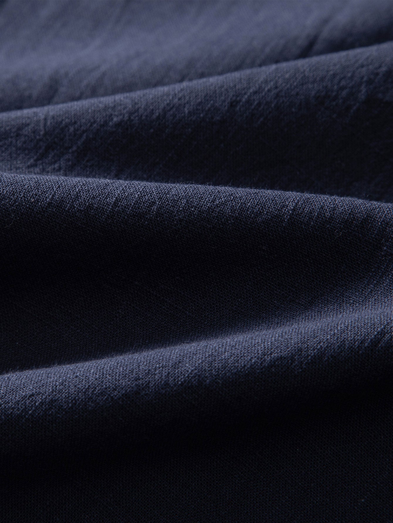 Chemise boutonnée d'été légère et contrastée aspect lin pour homme