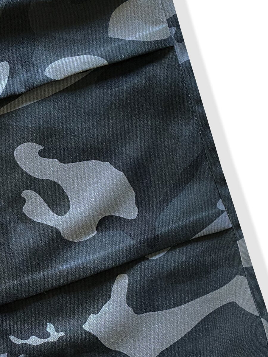 Pantalon cargo ample imprimé camouflage avec poches à rabat et cordon de serrage