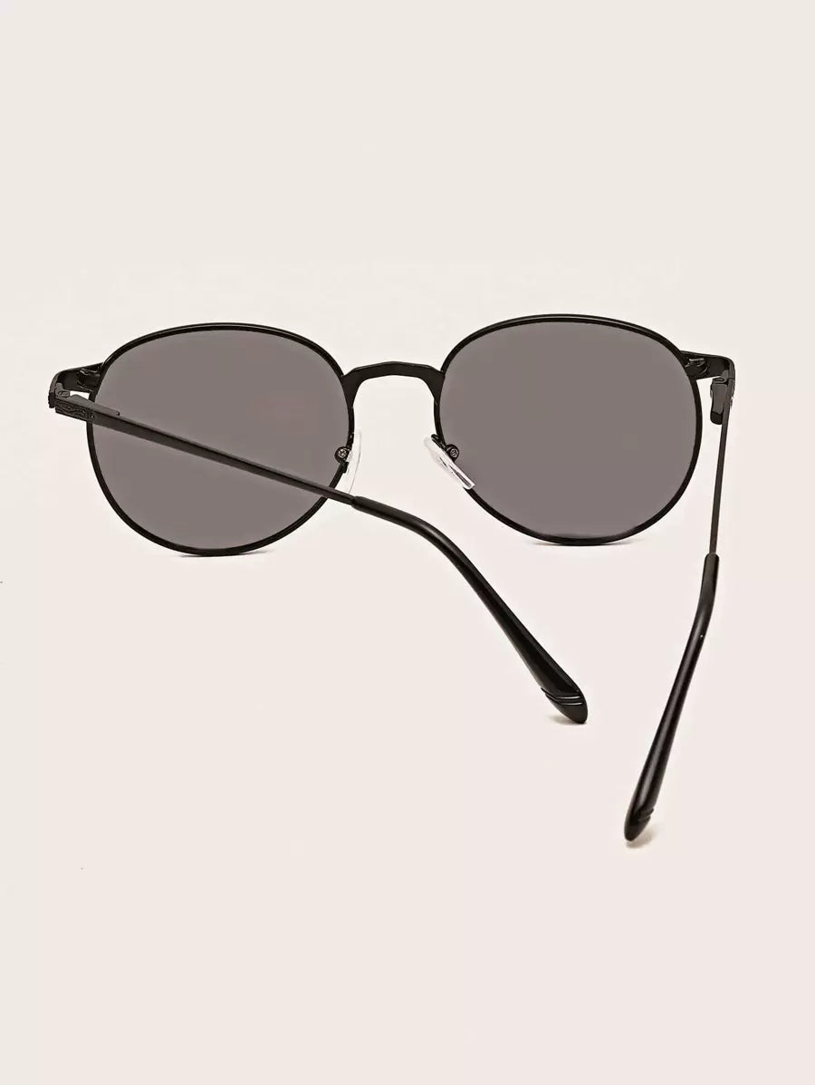 Lunettes de soleil rétro décoratives à monture métallique de style aviateur