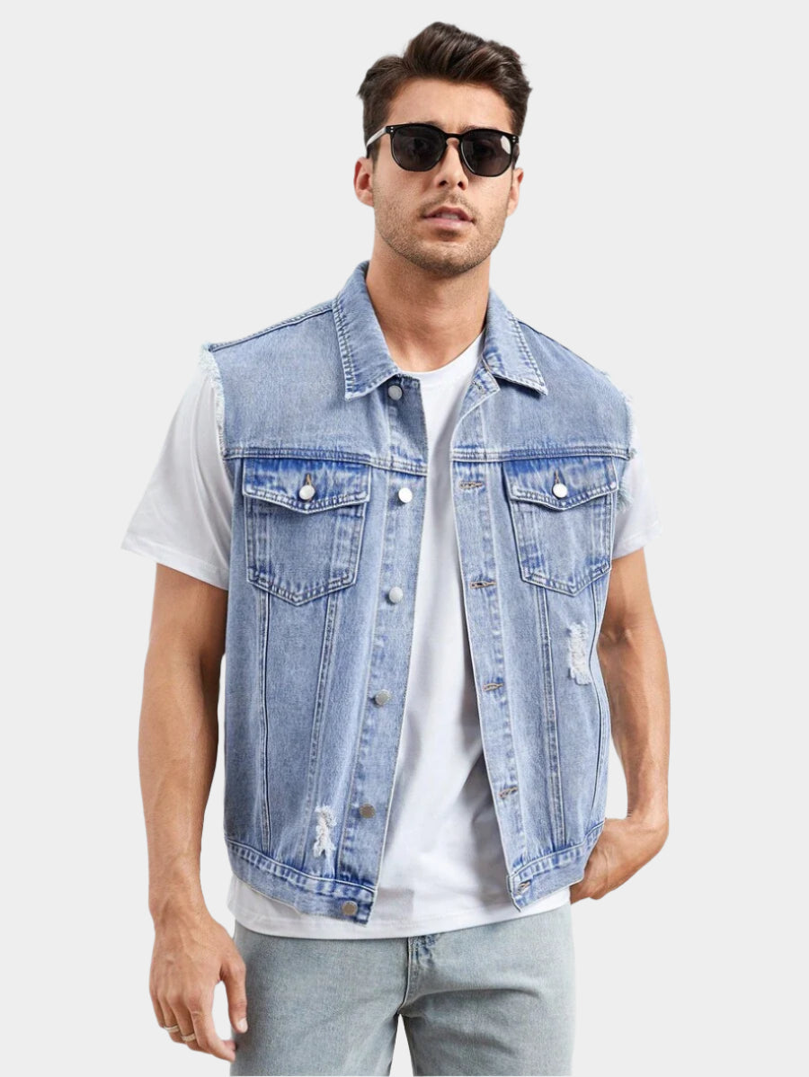 Chemise en jean déchirée et effilochée avec boutons et poche à rabat pour homme
