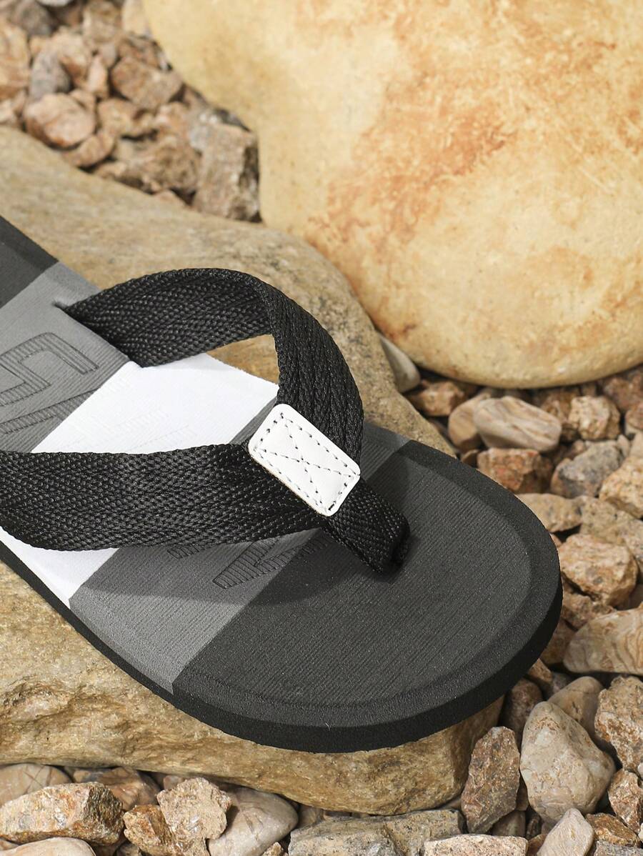Claquettes respirantes pour l'intérieur et l'extérieur - À porter à la plage en été