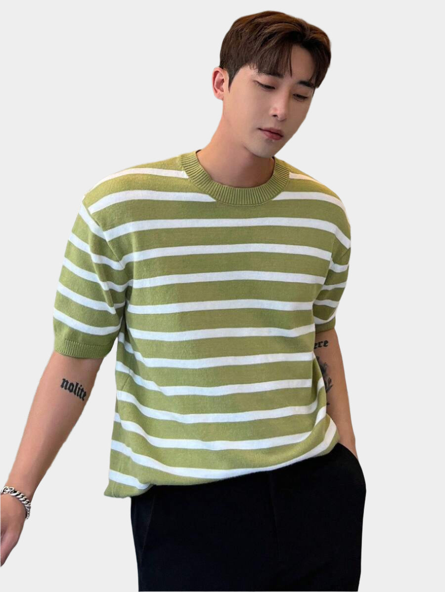 Chemise en tricot à rayures et épaules tombantes avec col rond pour homme