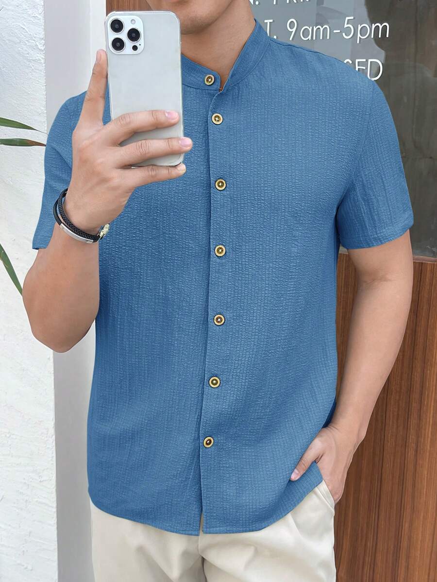 Chemise boutonnée classique à col chinois avec texture pour homme