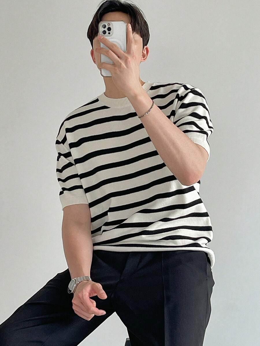 Chemise en tricot à rayures et épaules tombantes avec col rond pour homme