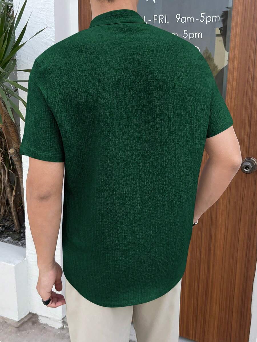 Chemise boutonnée classique à col chinois avec texture pour homme