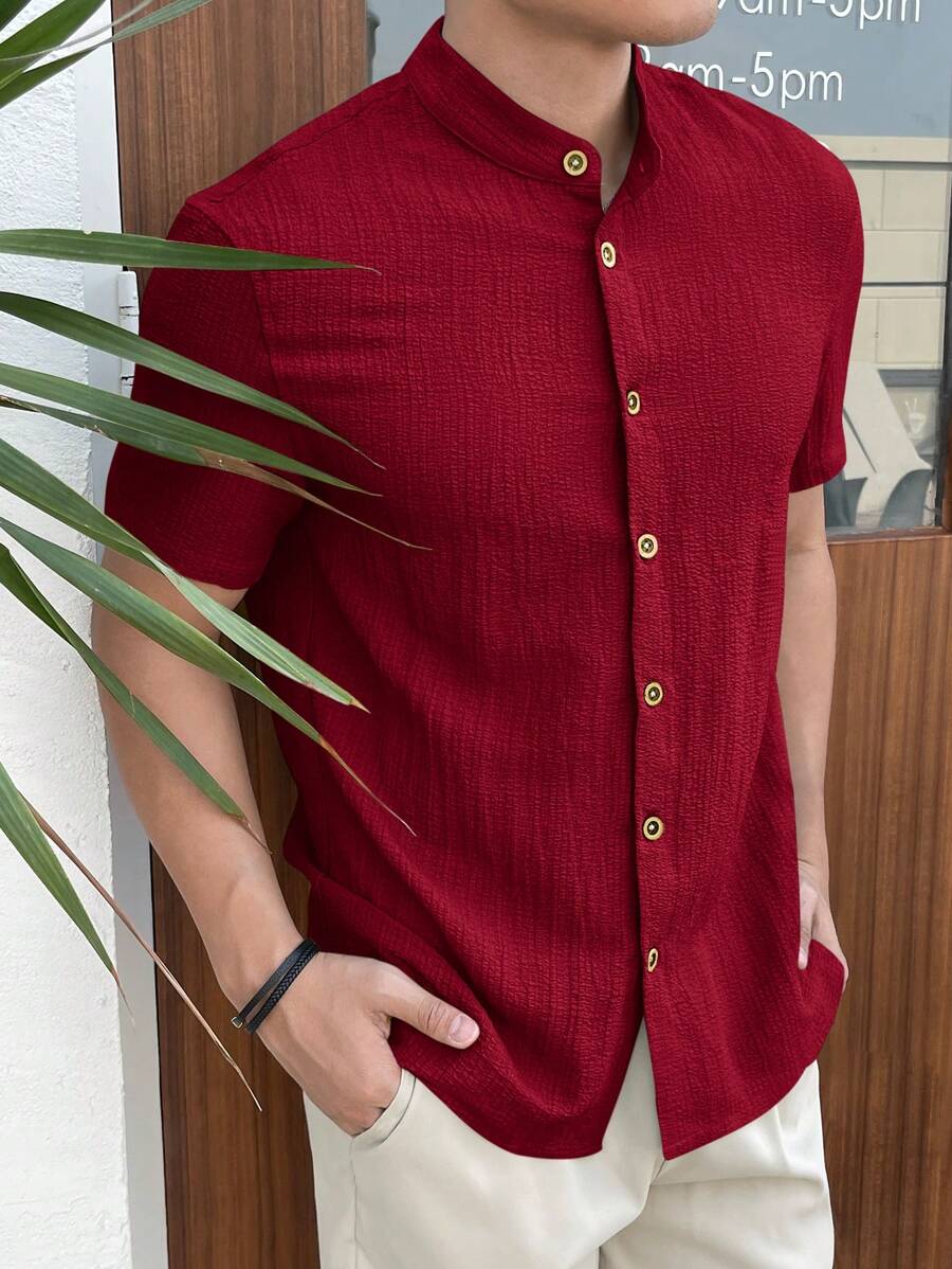 Chemise boutonnée classique à col chinois avec texture pour homme