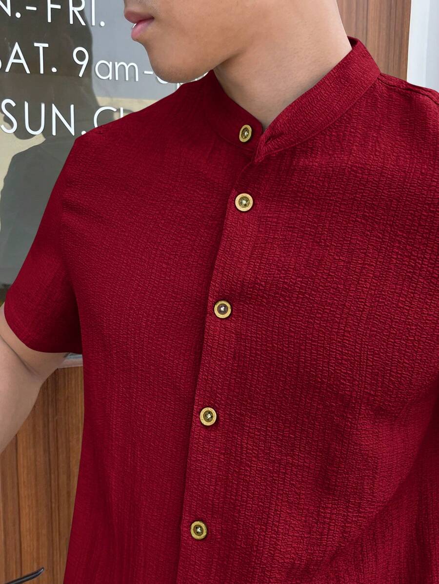 Chemise boutonnée classique à col chinois avec texture pour homme