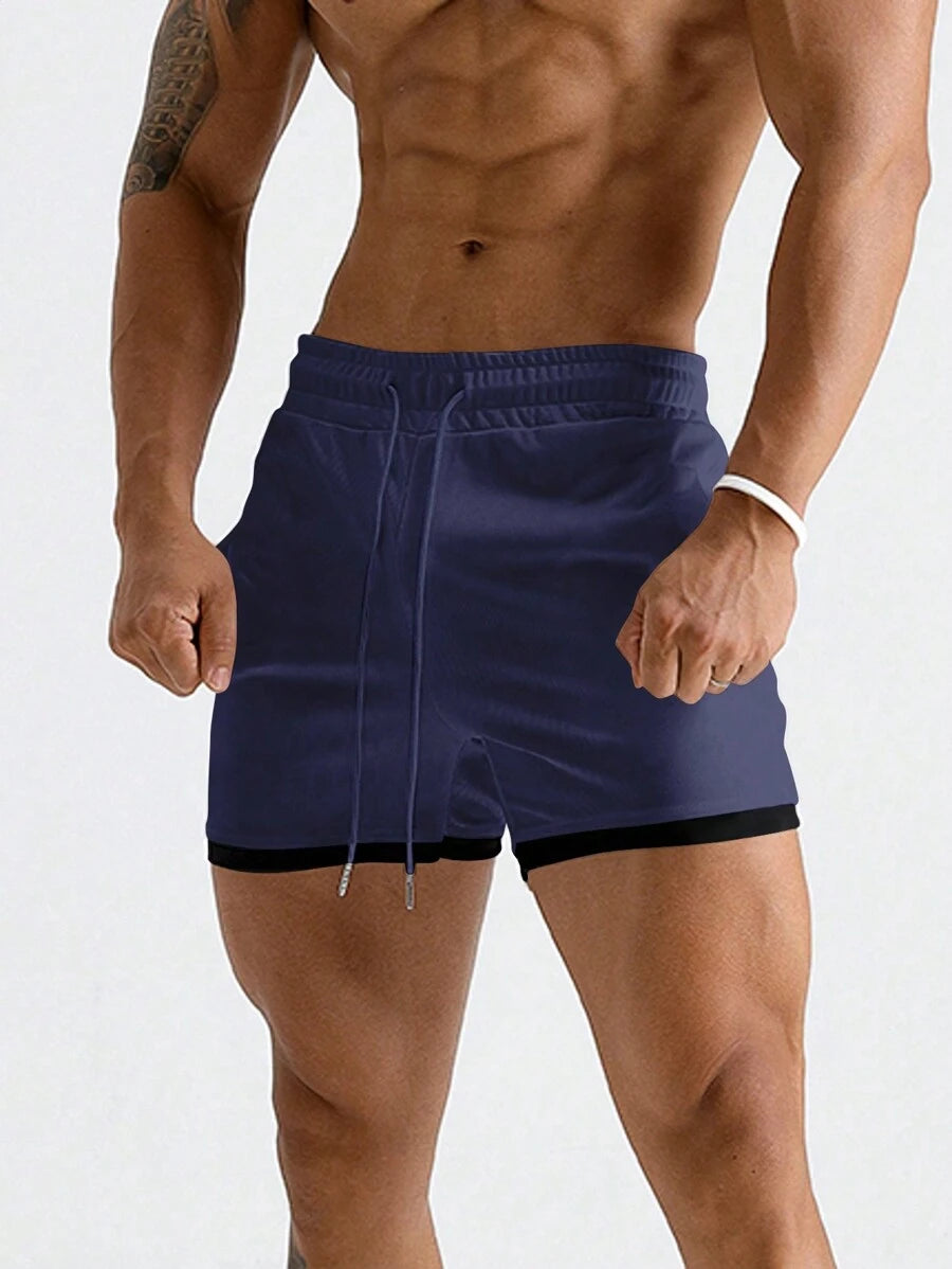 Shorts de sport 2-en-1 avec cordon et détails contrastés tendance pour hommes