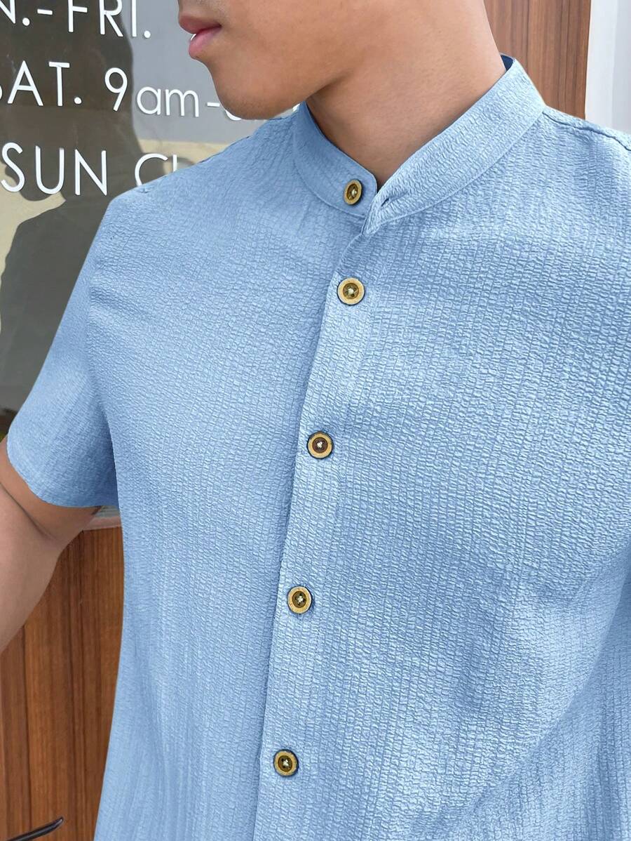 Chemise boutonnée classique à col chinois avec texture pour homme