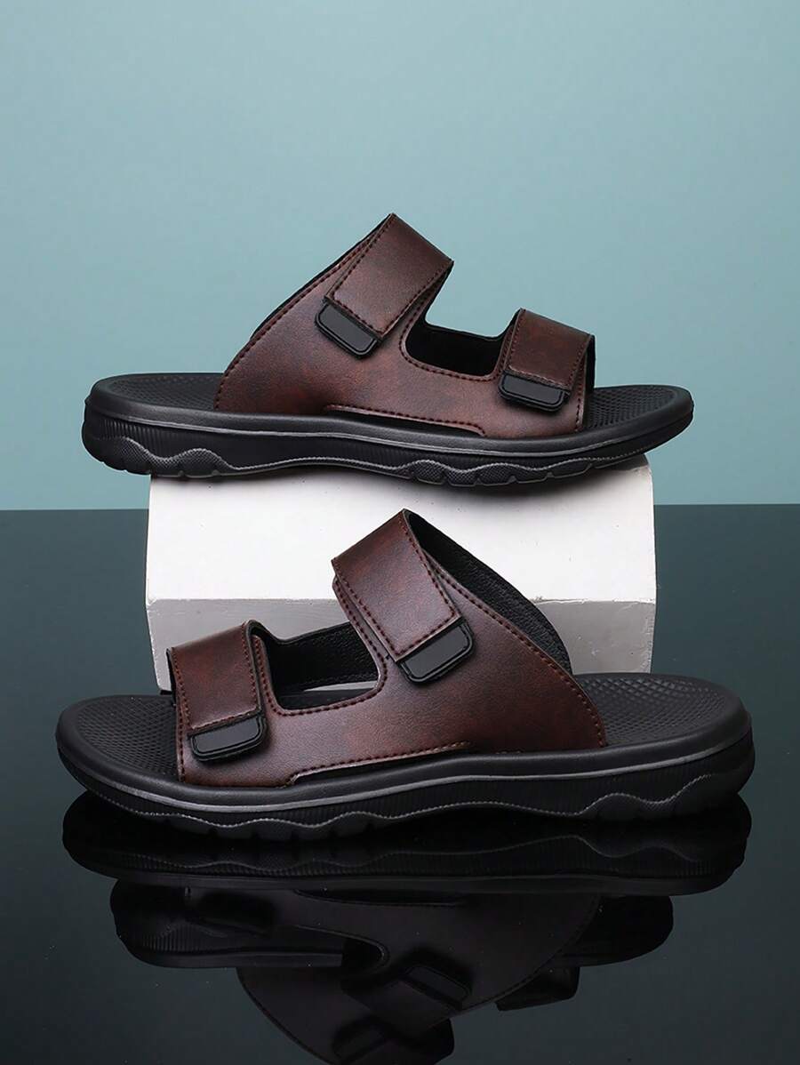 Claquettes marron polyvalentes et décontractées pour hommes