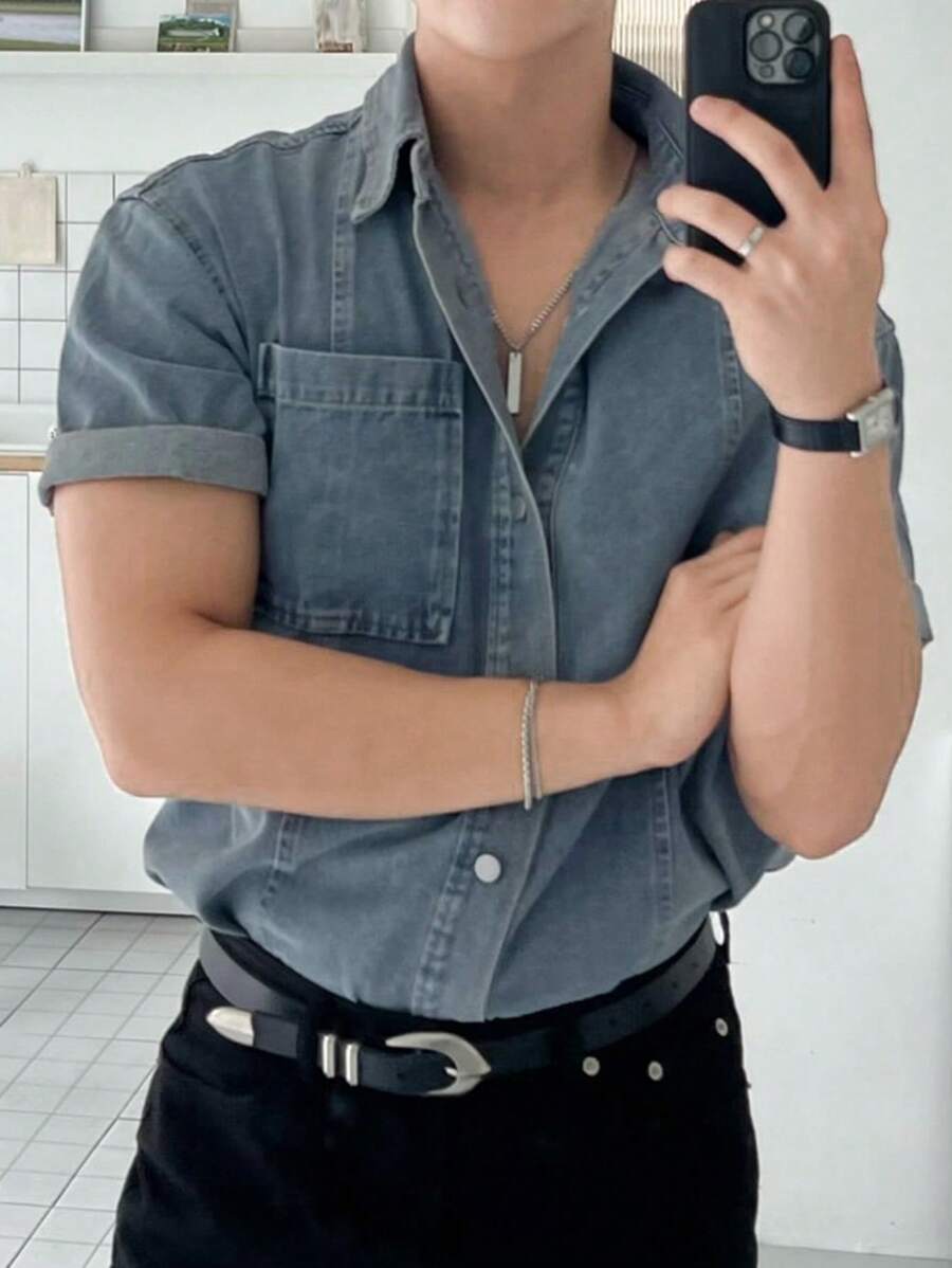 Chemise en jean bleu uni boutonnée pour homme - Tenue décontractée d'été