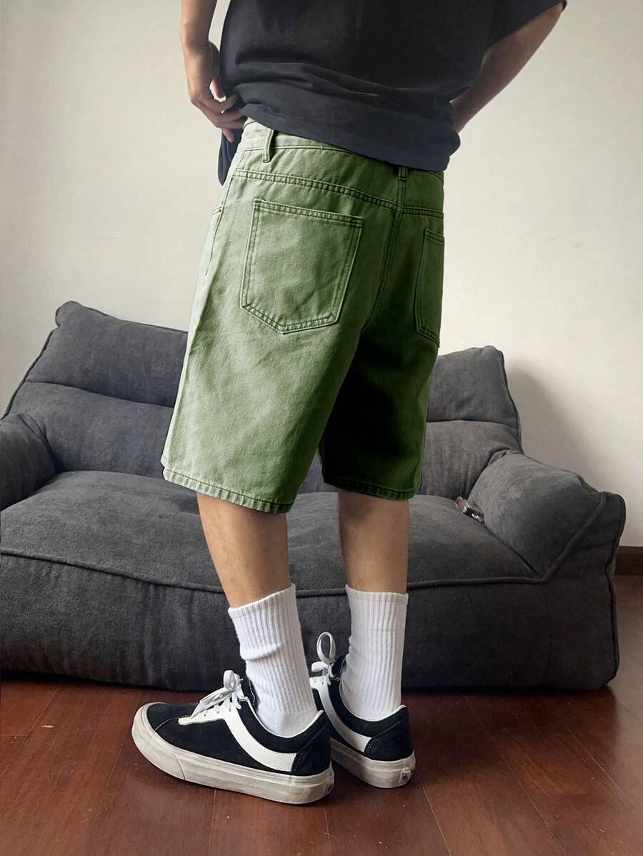 Bermuda large avec détails de boutons et de poches pour homme