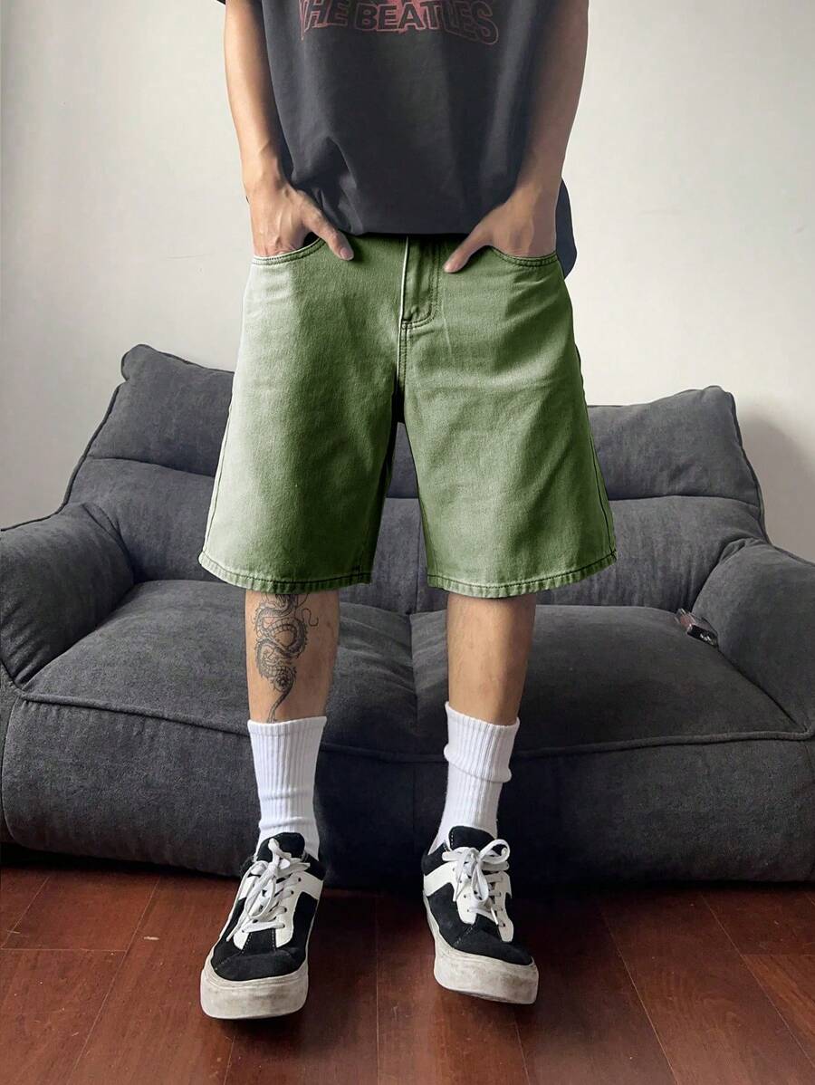 Bermuda large avec détails de boutons et de poches pour homme