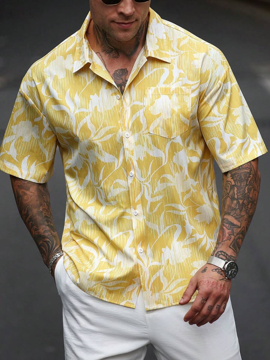 Chemise boutonnée ample à manches courtes en jacquard avec imprimé floral