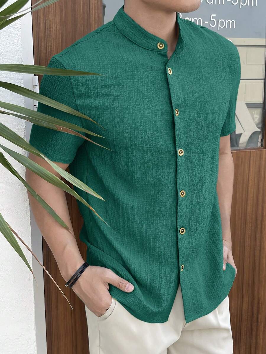 Chemise boutonnée classique à col chinois avec texture pour homme