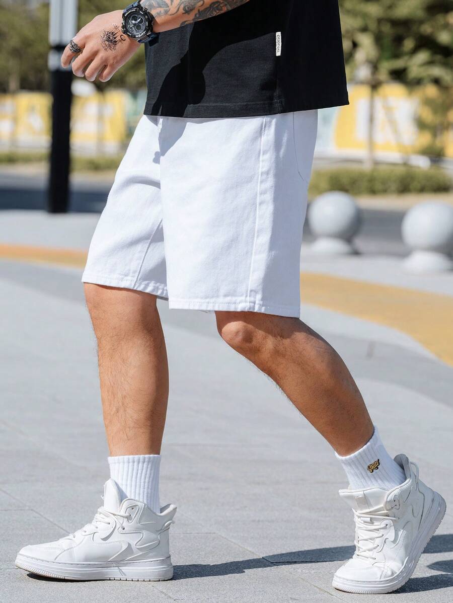 Bermuda large avec détails de boutons et de poches pour homme
