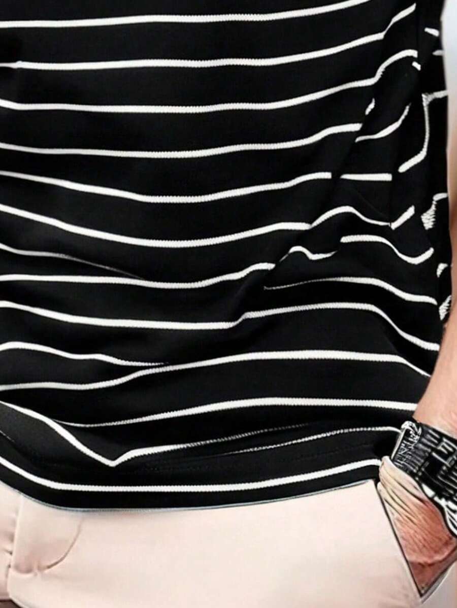 Chemise rayée à manches courtes et quart de bouton pour homme