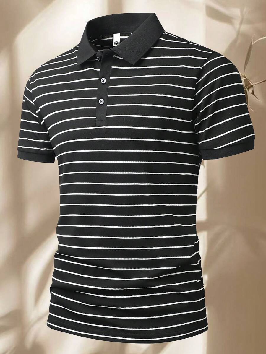 Chemise rayée à manches courtes et quart de bouton pour homme