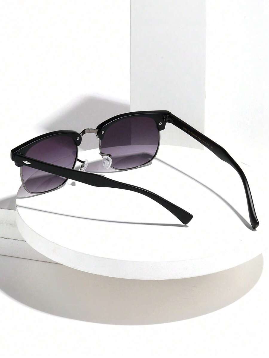 Lunettes de soleil à monture métallique avec verres réfléchissants dégradés