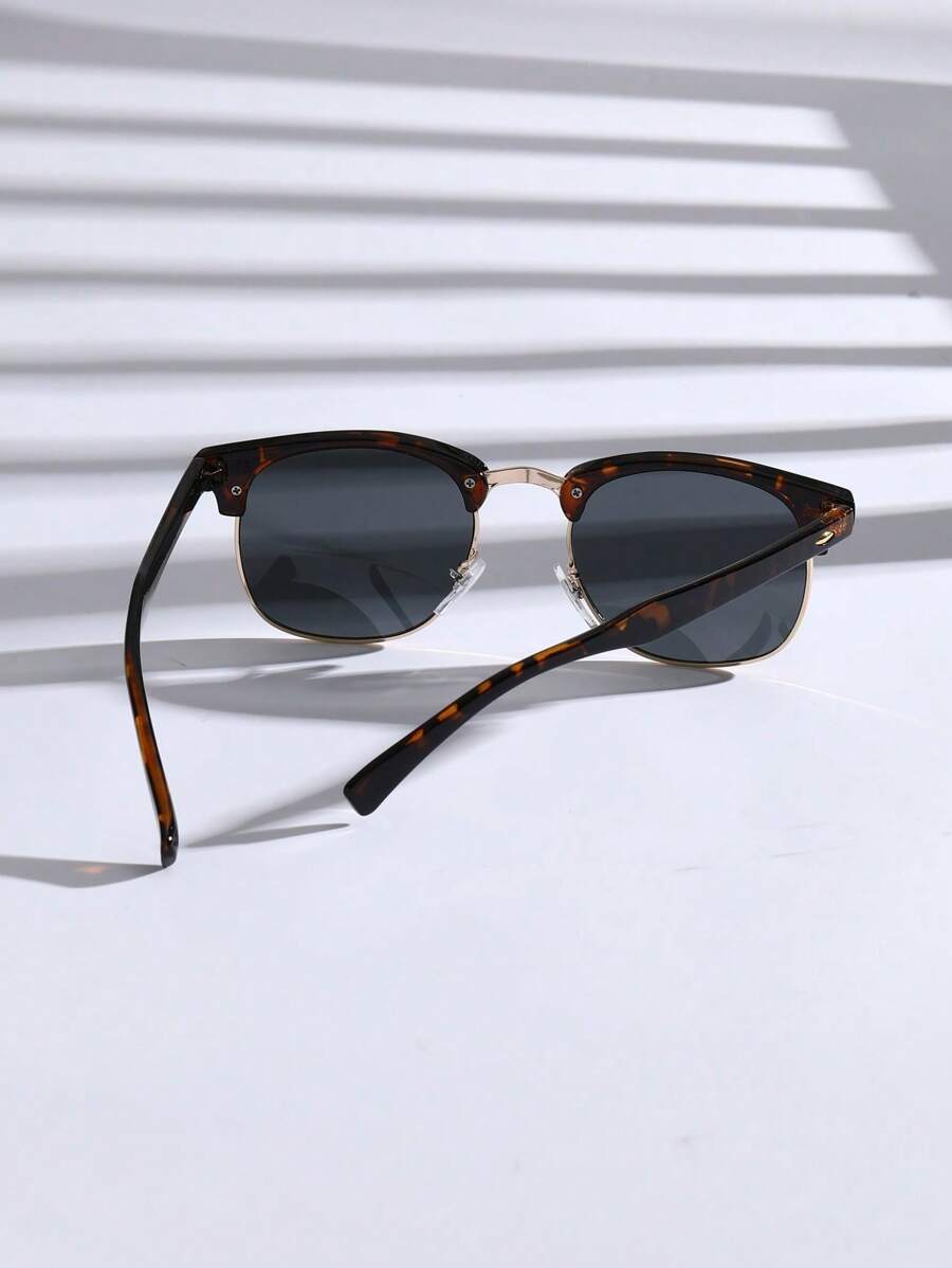 Lunettes de soleil à monture métallique avec verres réfléchissants dégradés