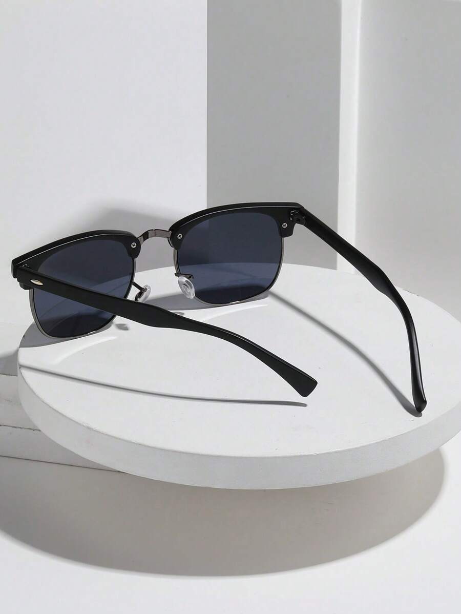 Lunettes de soleil à monture métallique avec verres réfléchissants dégradés