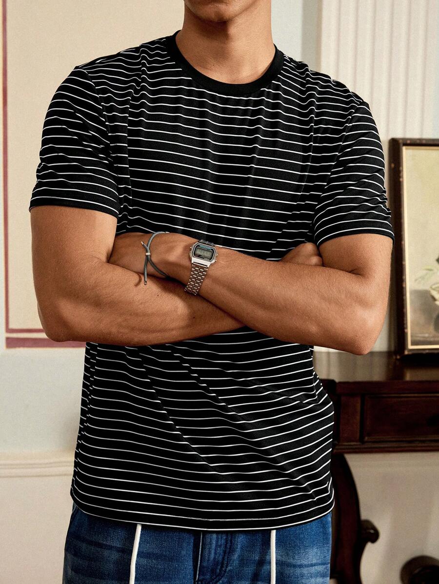 Chemise à col rond rayée tricotée manches courtes style casual