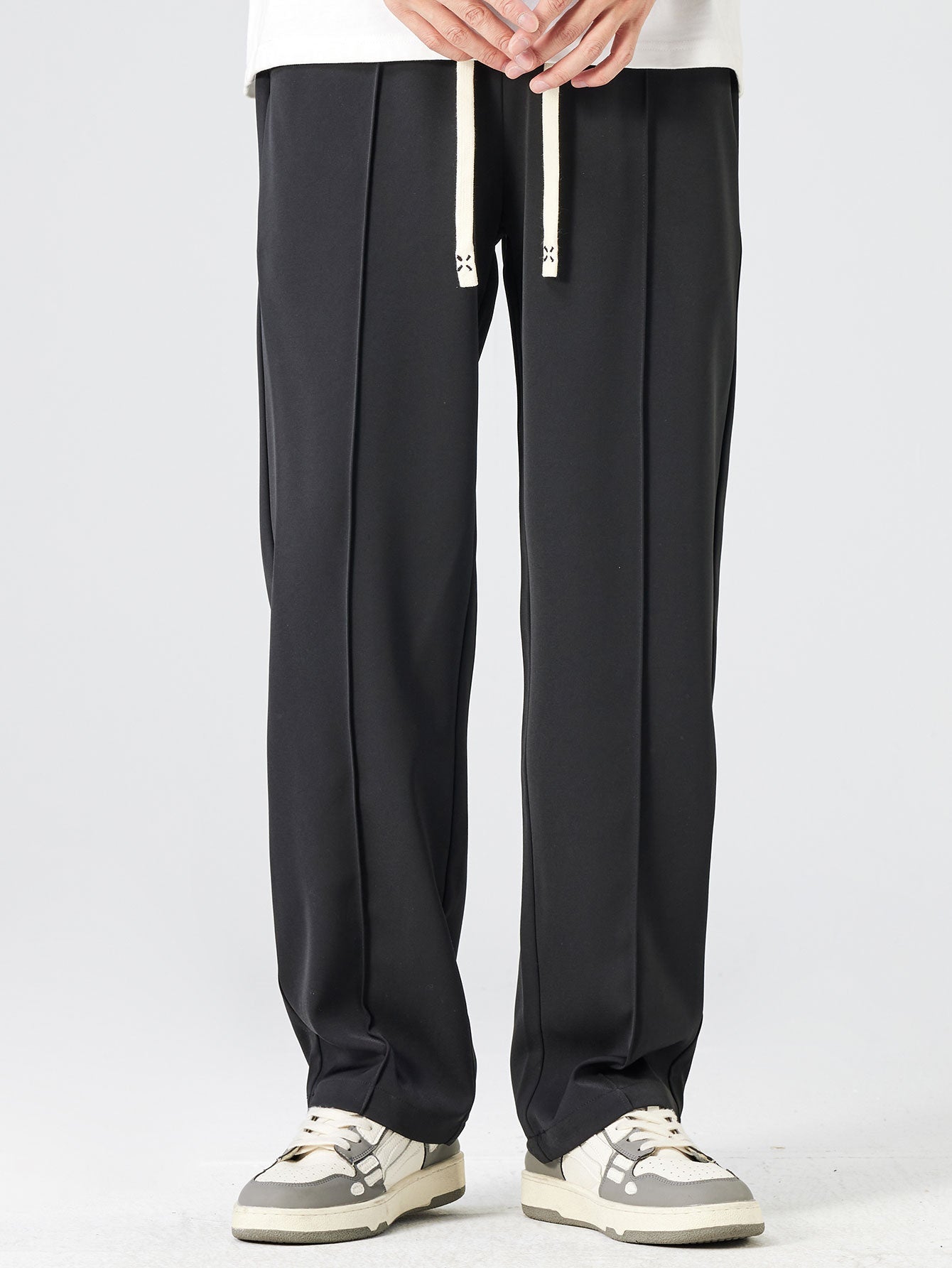 Pantalon droit élégant à simple pli et cordon de serrage pour homme
