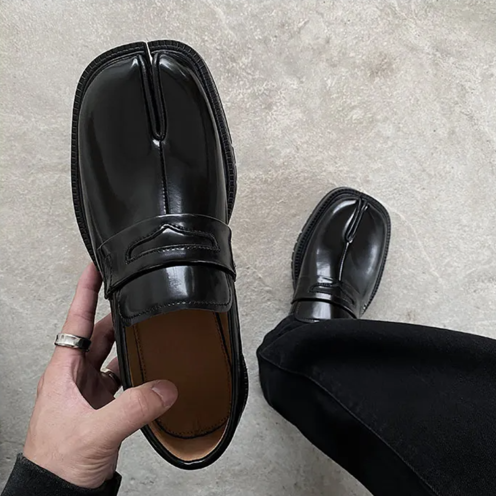 Chaussures habillées en cuir verni à bout fendu – Tenue de soirée pour homme