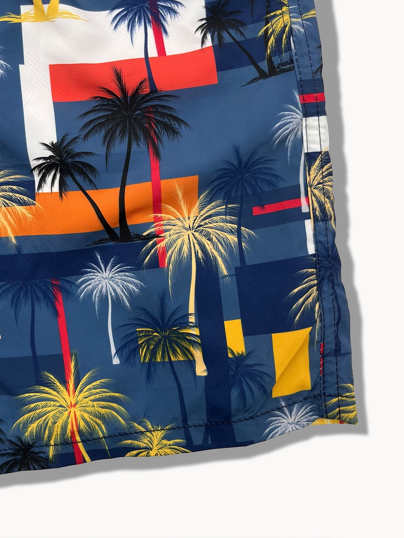 Ensemble t-shirt et short de bain imprimé palmiers – Tenue de plage d'été pour homme