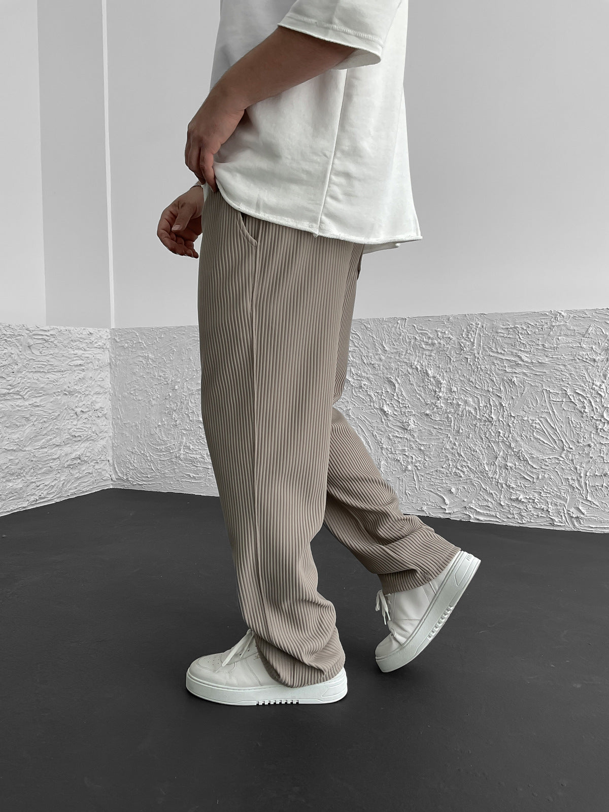 Pantalon en velours côtelé à taille élastique – Coupe décontractée pour homme