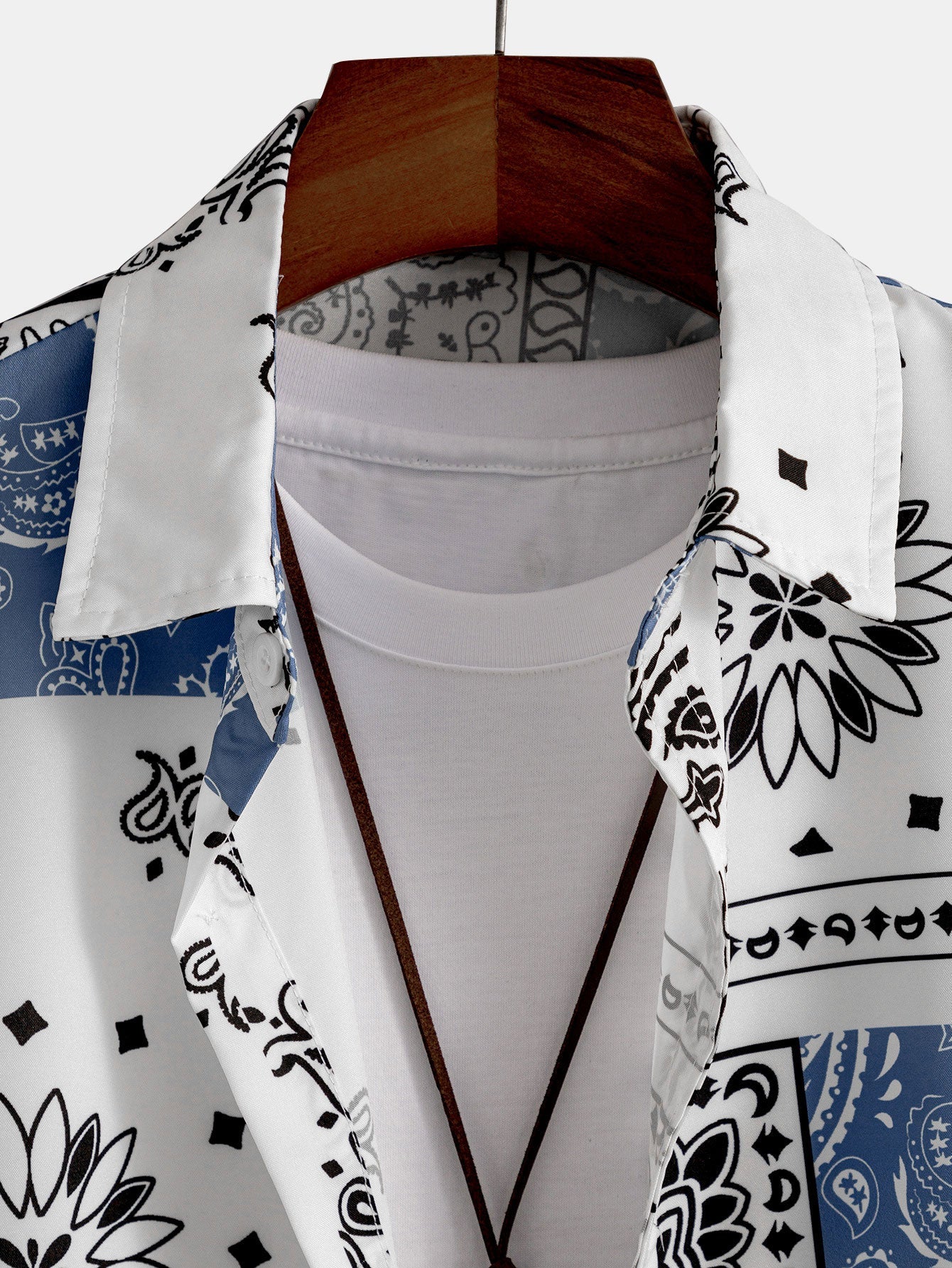 Chemise boutonnée à imprimé cachemire – Tenue décontractée et élégante
