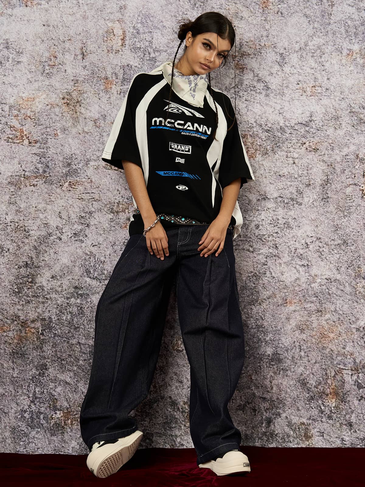 Pantalon ample plissé avec coutures contrastées pour homme