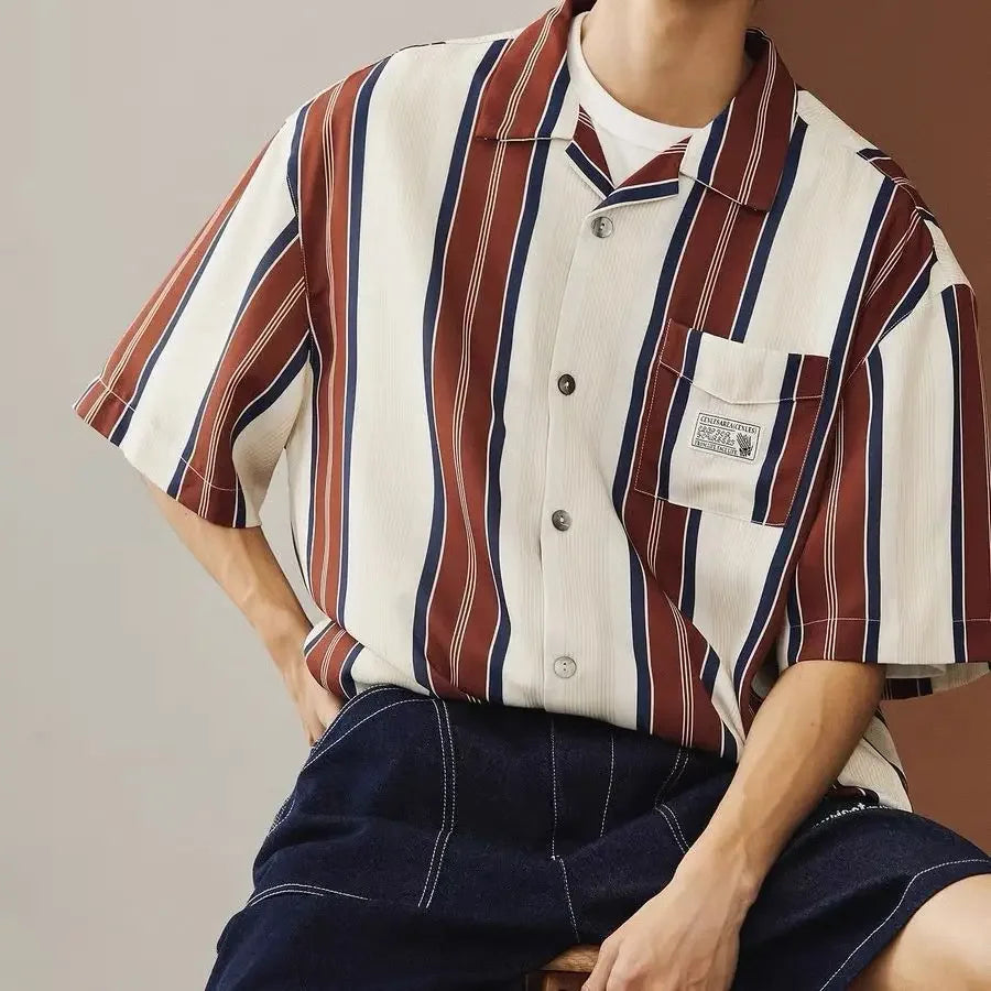 Chemises à rayures à manches courtes et coupe ample avec poche avant pour hommes