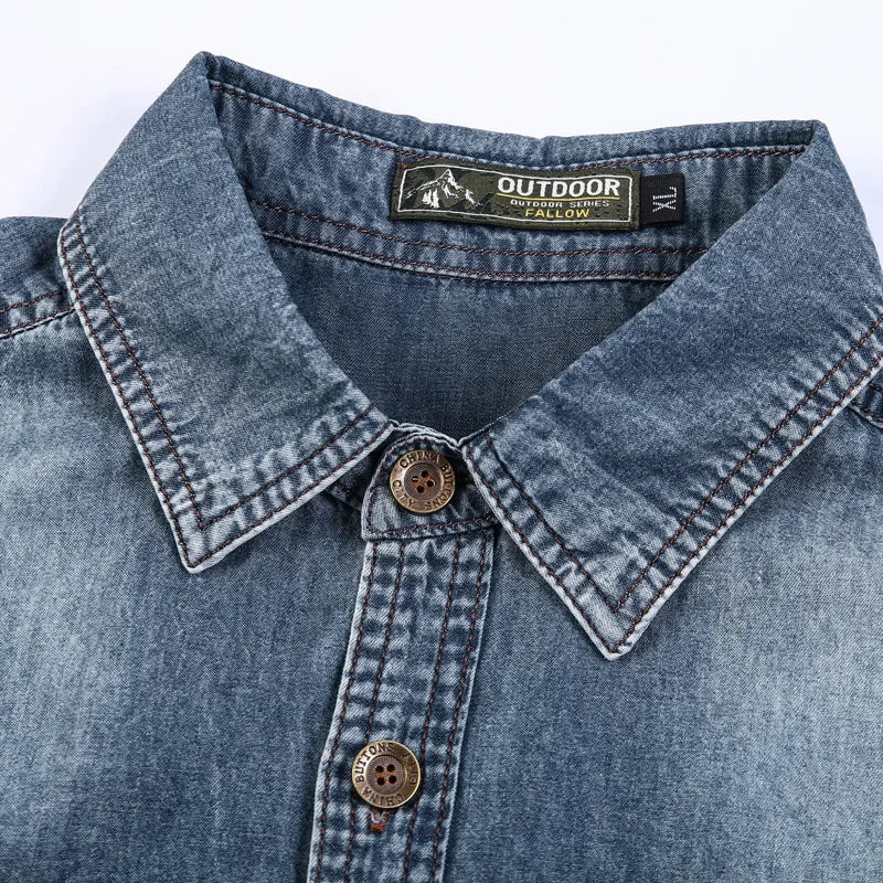 Chemises en jean boutonnées à poches multiples et manches courtes pour hommes