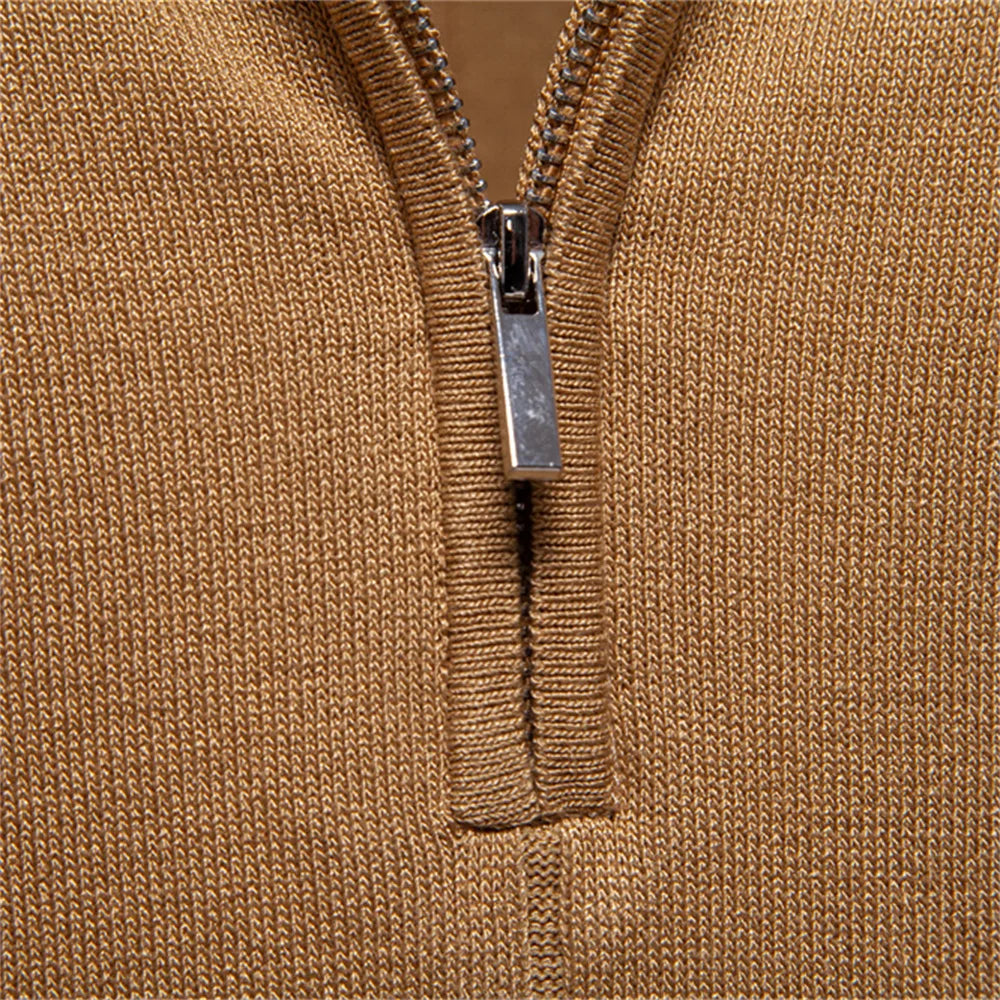 Polo Moderne à Fermeture Éclair pour Homme – Élégant et Ajusté