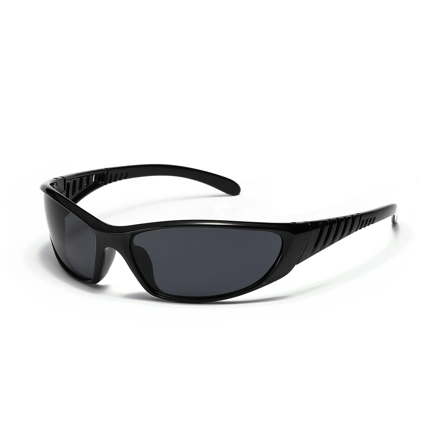 Lunettes de soleil futuristes enveloppantes et techniques avec design creux