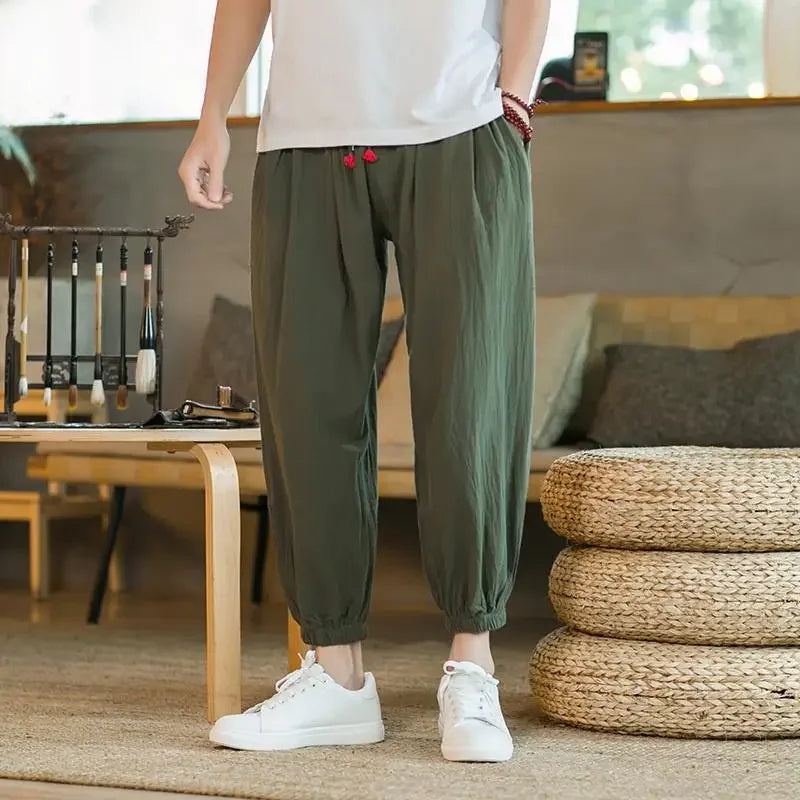Pantalon de lin coupe ample avec bas cloche sarouel et taille décontractée