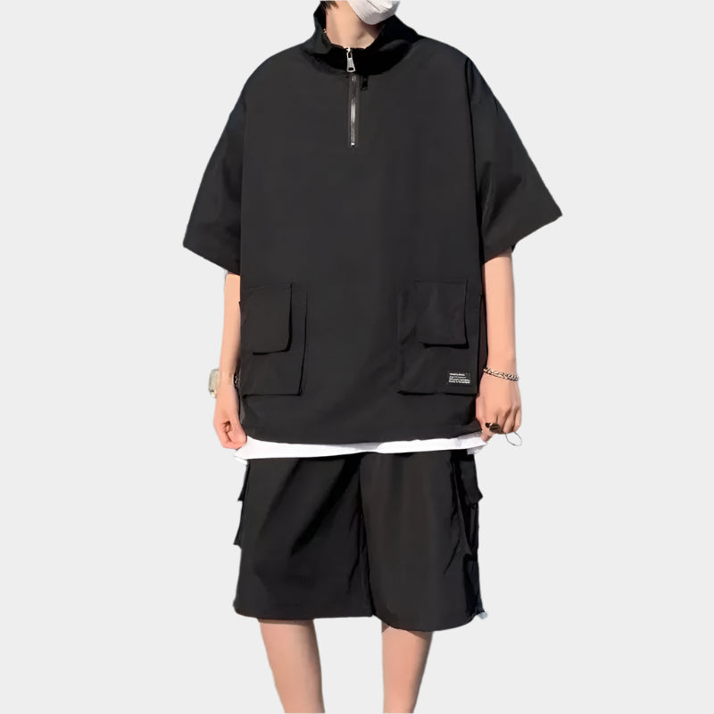 Deux ensembles haut col montant et short demi-zippés pour homme