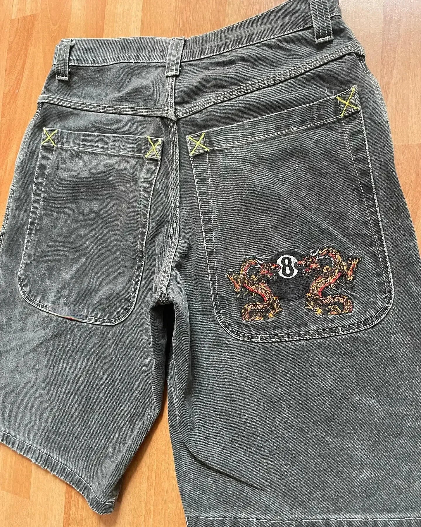 Jorts en jean larges brodés style gothique Y2K streetwear homme
