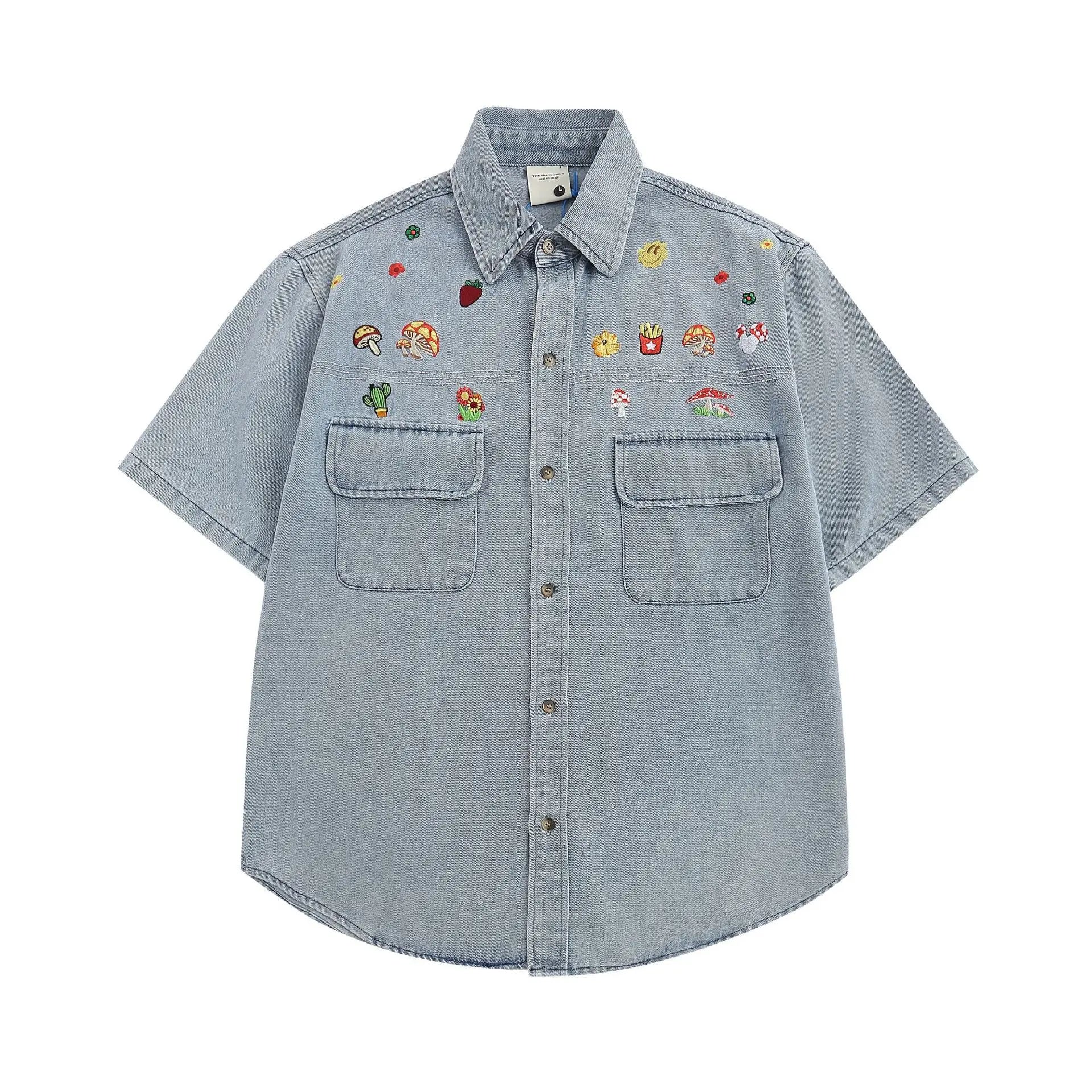 Chemise en jean multipoches à motif de dessin animé brodé pour homme