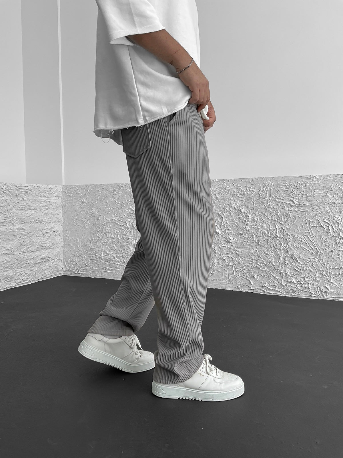 Pantalon en velours côtelé à taille élastique – Coupe décontractée pour homme