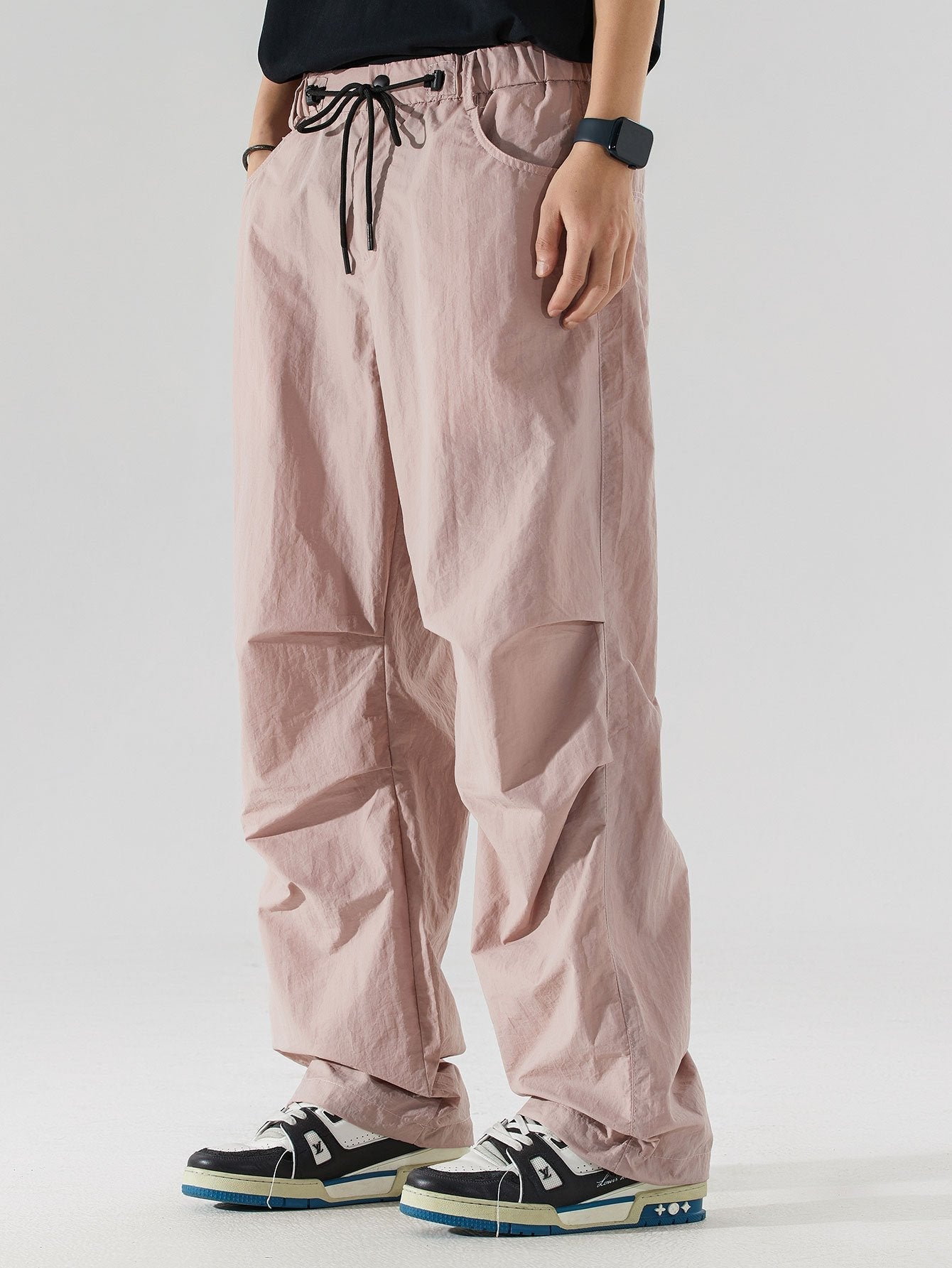 Pantalon droit parachute à taille élastique avec cordon de serrage pour homme