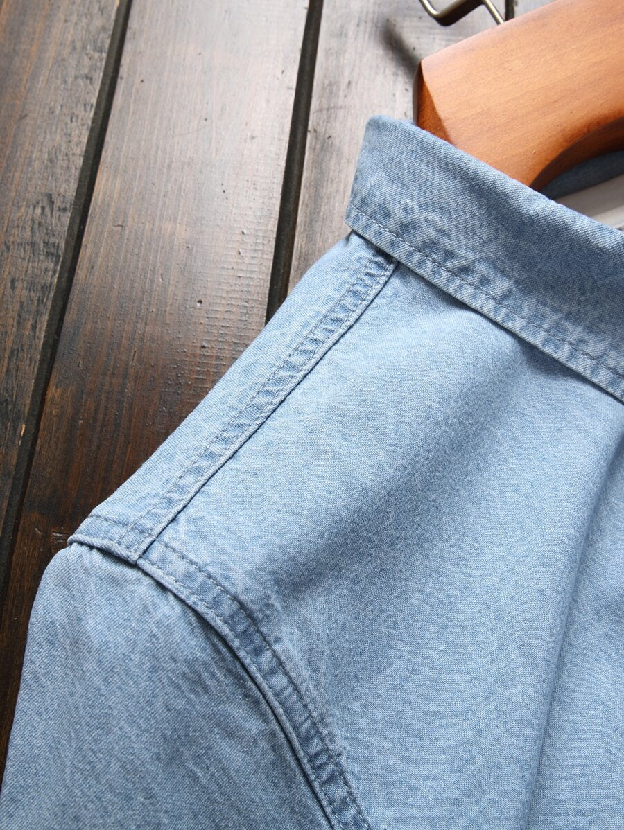 Chemise en jean unie à manches longues et boutons pour homme