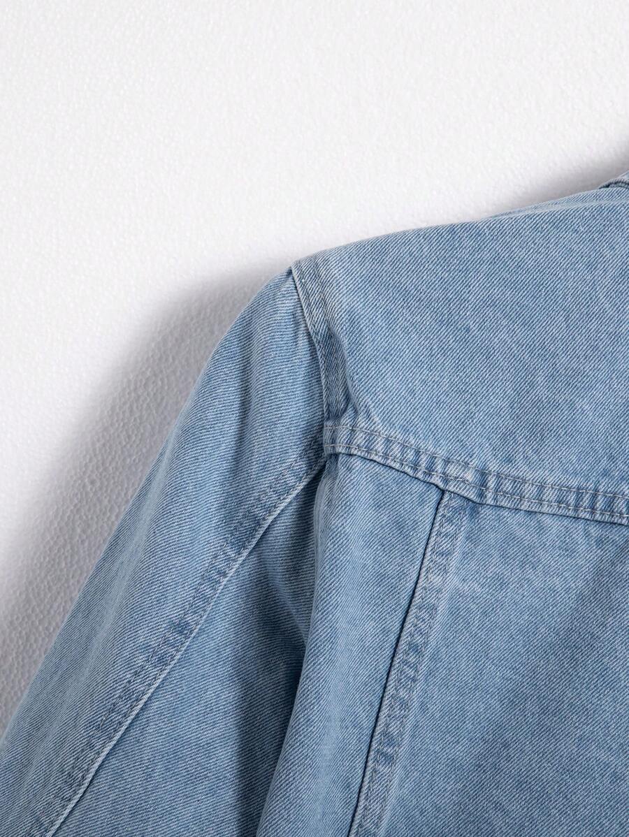 Chemise en jean classique avec poche à rabat et manches longues pour homme