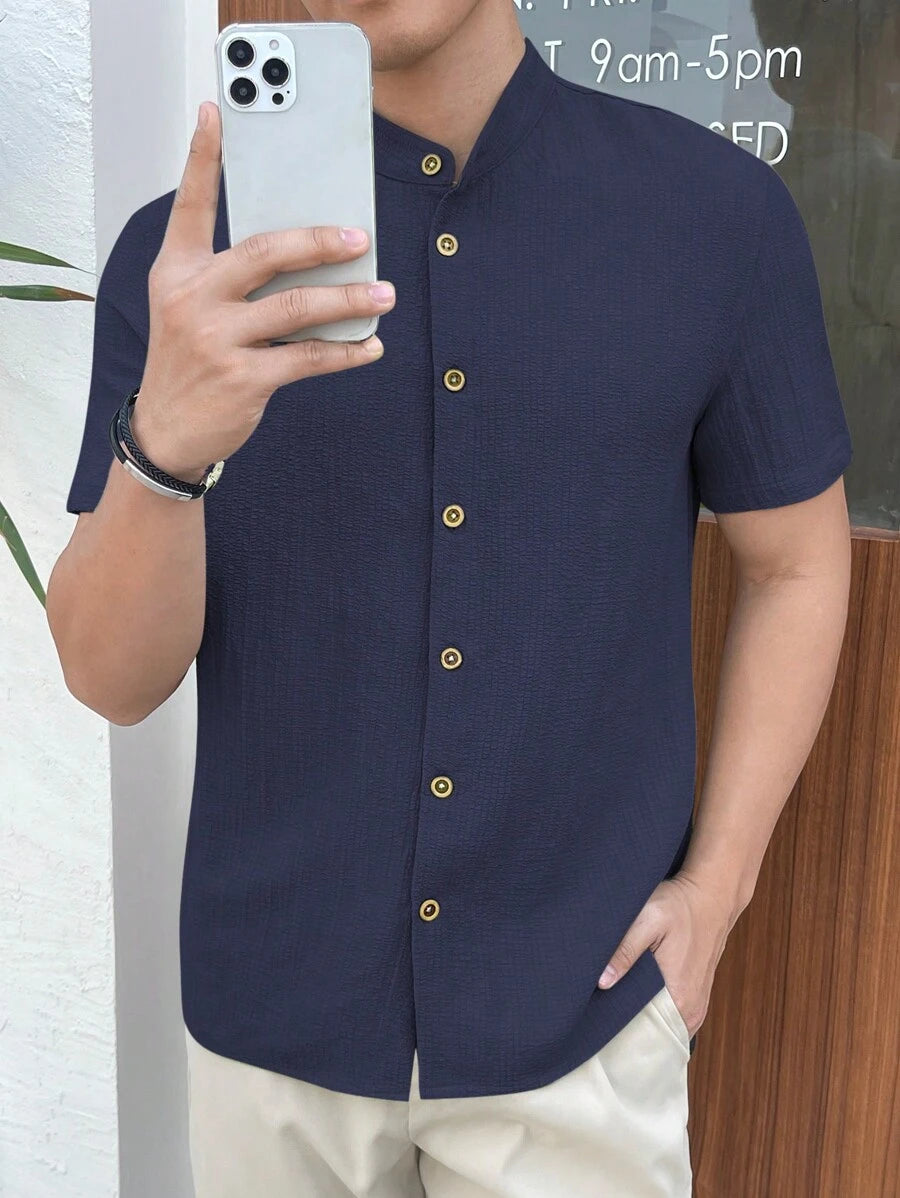 Chemise boutonnée classique à col chinois avec texture pour homme
