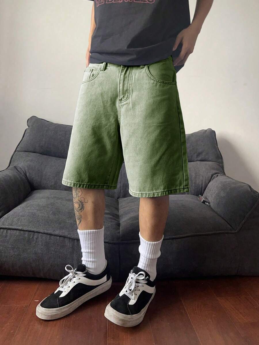 Bermuda large avec détails de boutons et de poches pour homme