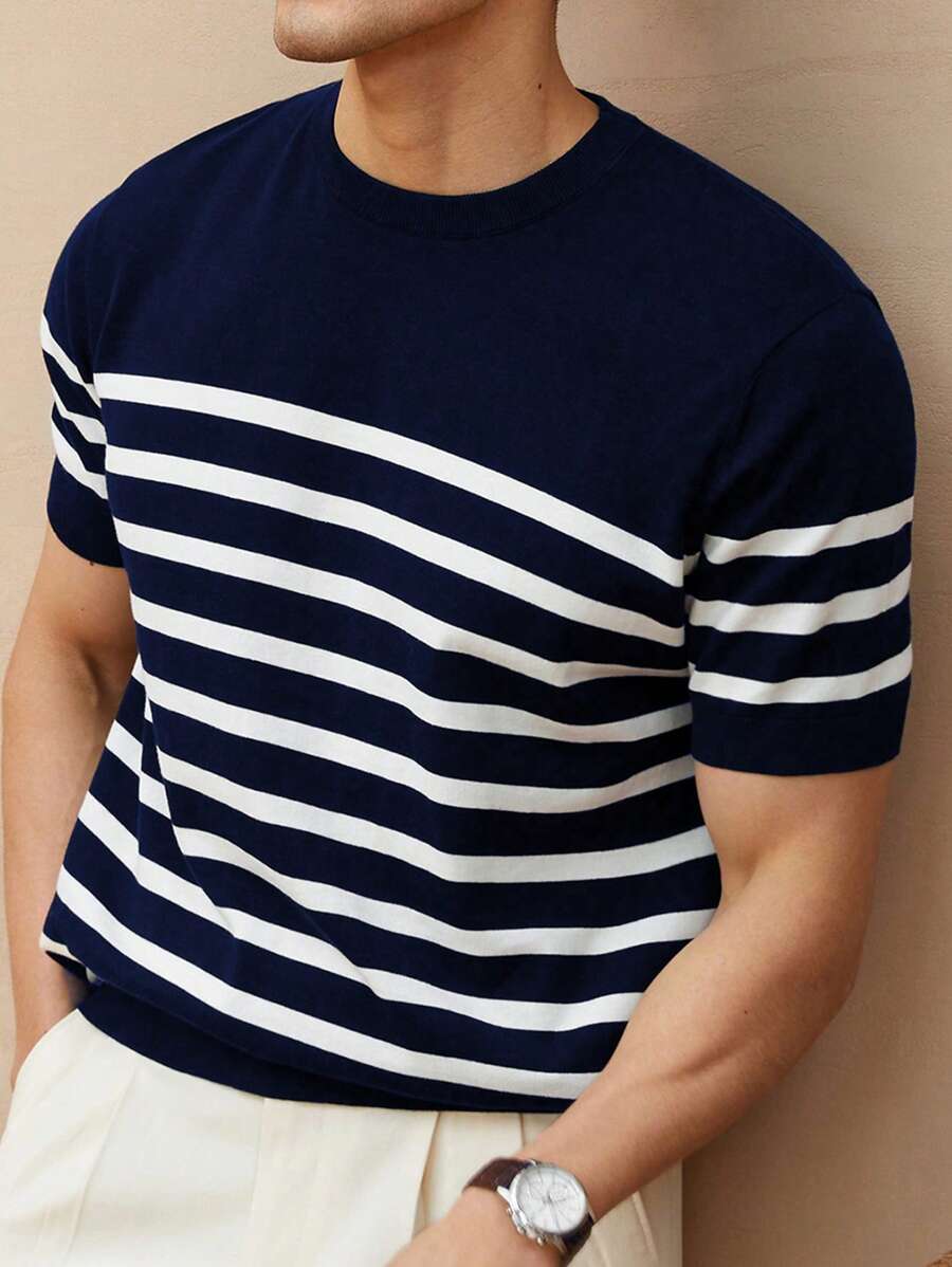 Chemise décontractée à rayures et col ras du cou - Mode masculine au quotidien