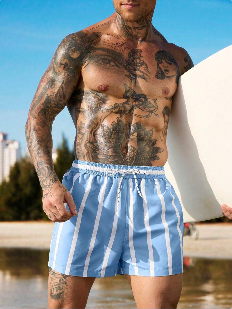 Short court rayé avec cordon de serrage et taille élastique pour homme
