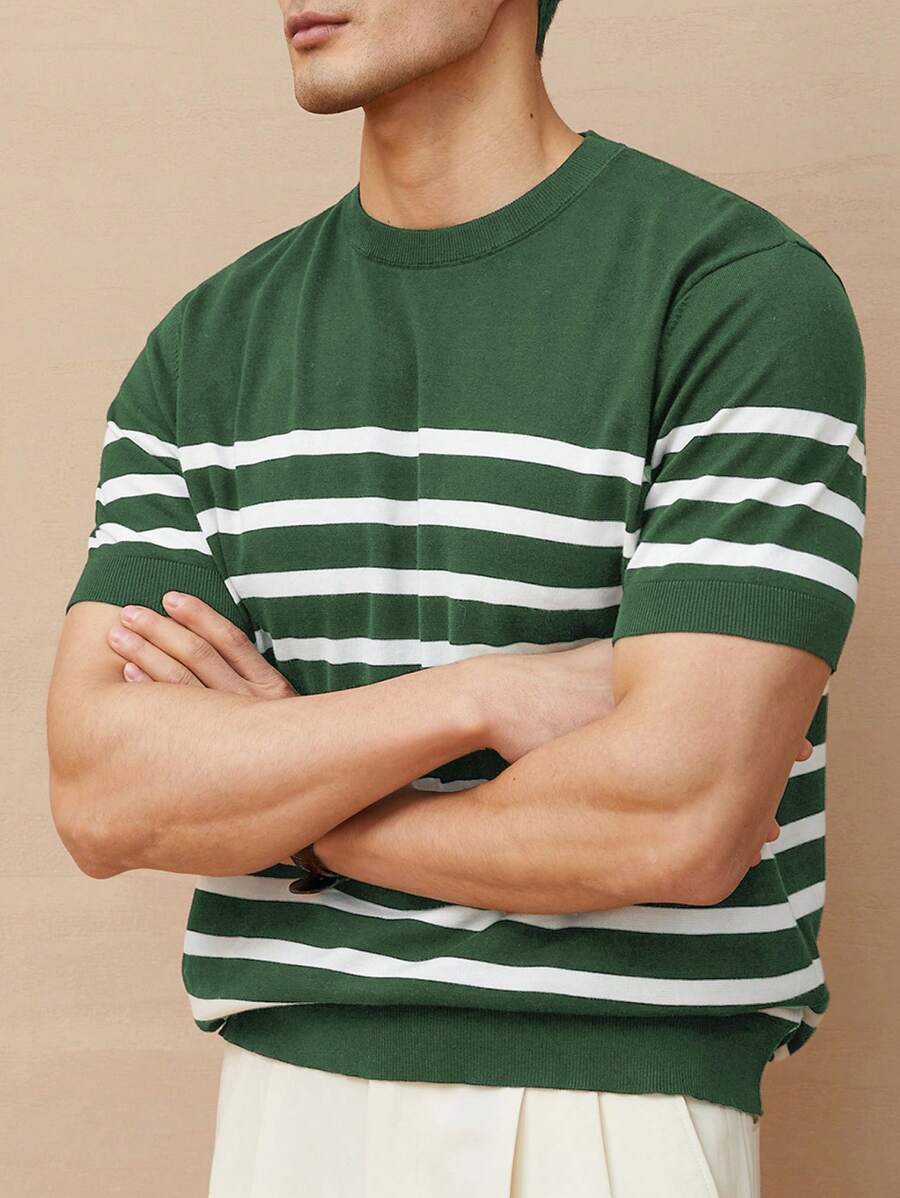 Chemise décontractée à rayures et col ras du cou - Mode masculine au quotidien