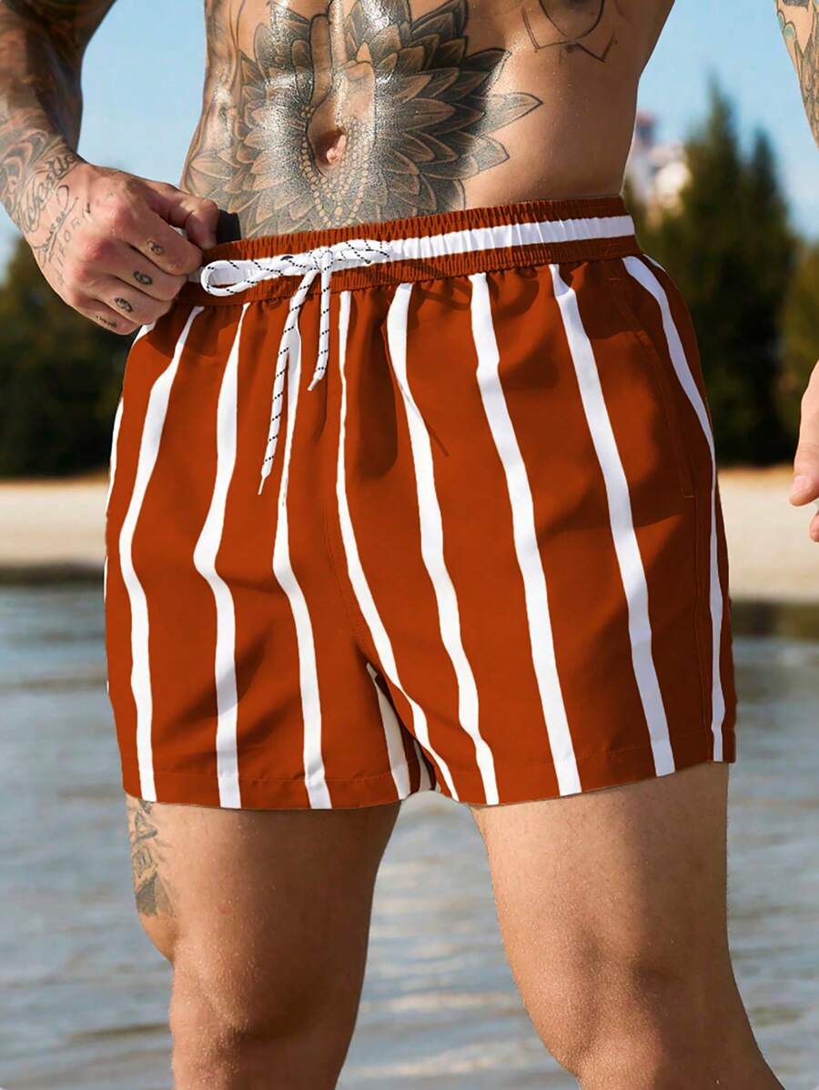 Short court rayé avec cordon de serrage et taille élastique pour homme